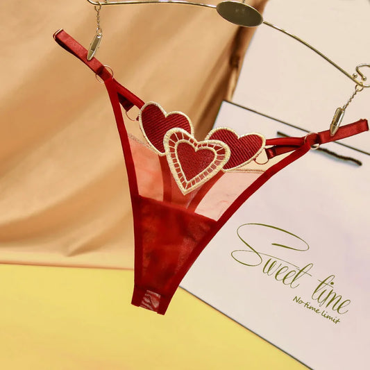 String Rouge Brodée